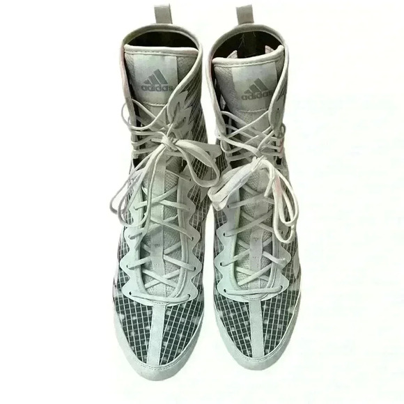 Adidas Unisex Adult Hog 4 Boxing Shoe. Pre Owned. Like New. Worn once inside - Picture 2 of 8